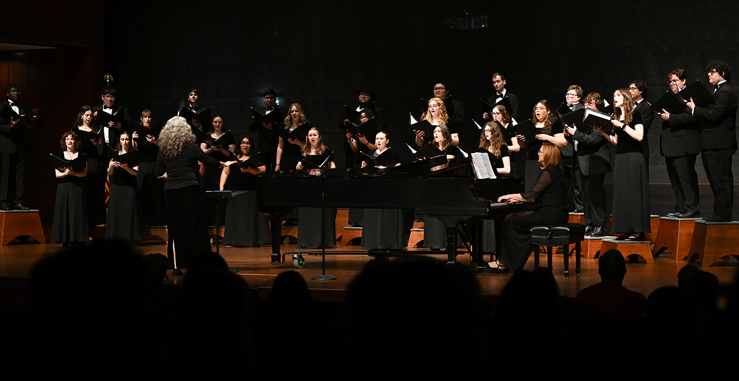 AU chorale performing.