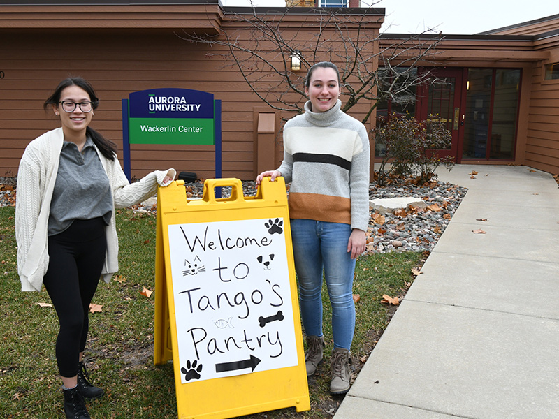 Human-Animal Studies students open on-campus pet food pantry