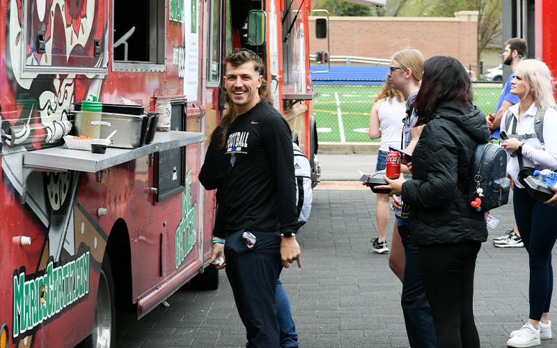 Students at a food truck.